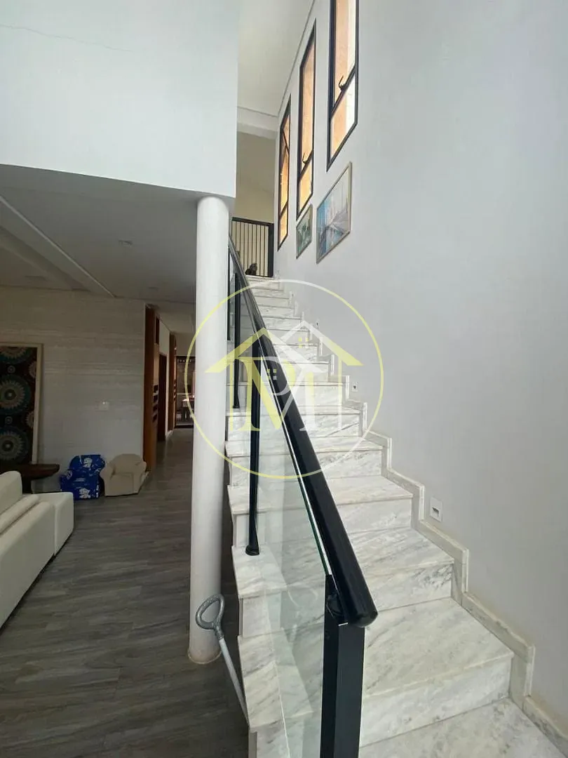 Casa, 3 quartos, 298 m² - Foto 2