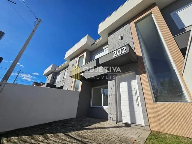Casa com 109m² 3 quartos e 3 banheiros, à venda, no bairro Oeste em Sapiranga