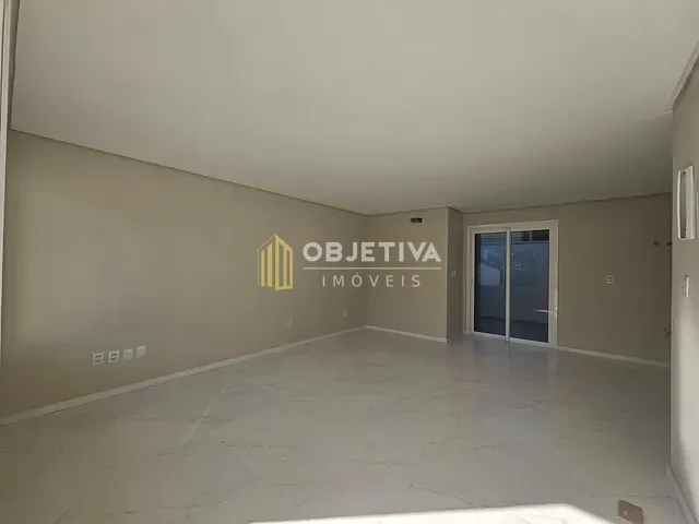 Casa com 109m² 3 quartos e 3 banheiros, à venda, no bairro Oeste em Sapiranga