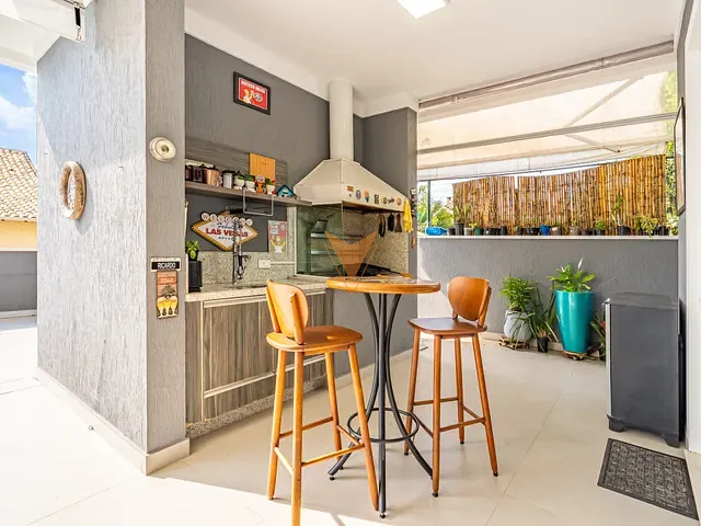 Casa 4 quartos e 4 banheiros, à venda, no bairro Alphaville em Santana de Parnaíba