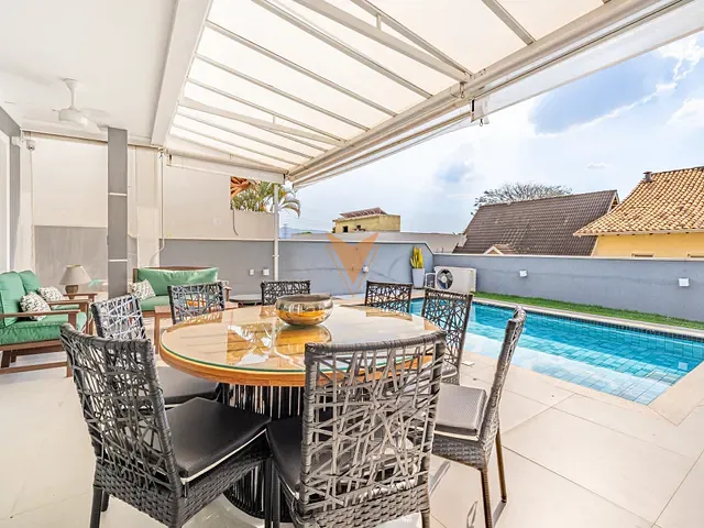 Casa 4 quartos e 4 banheiros, à venda, no bairro Alphaville em Santana de Parnaíba