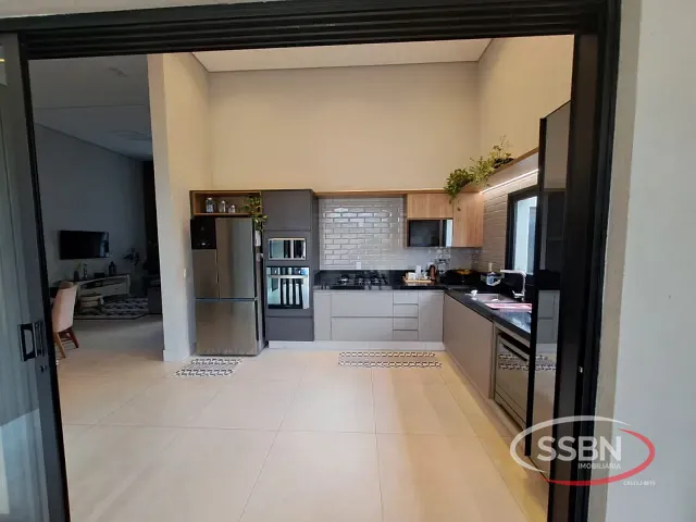 Casa 3 quartos e 2 banheiros, para alugar, no bairro Jardim Recanto das Águas em Nova Odessa