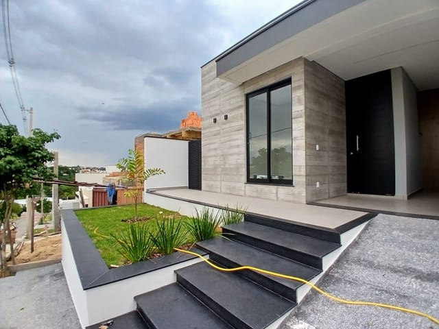 Casa com 300m² 3 quartos e 1 banheiro, para alugar, no bairro Loteamento Fechado Jardim Pôr do Sol em São João da Boa Vista