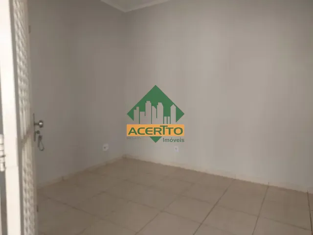 Casa com 259m² 3 quartos e 3 banheiros, à venda, no bairro Icaray em Araçatuba