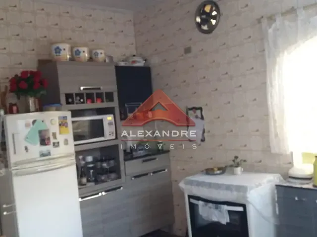 Casa com 168m² 3 quartos e 2 banheiros, à venda, no bairro Vila Tesouro em São José dos Campos