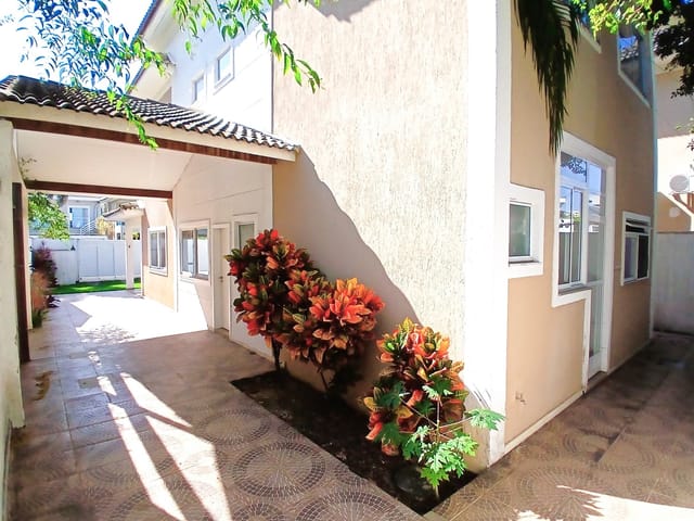 Casa com 260m² 4 quartos e 6 banheiros, à venda, no bairro Recreio dos Bandeirantes em Rio de Janeiro