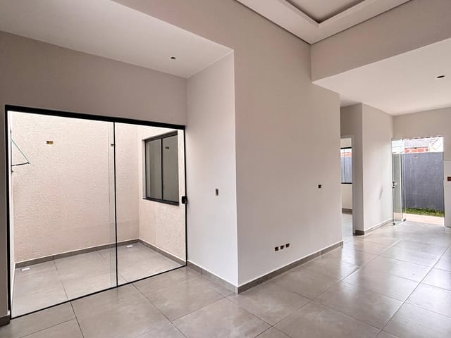 Casa com 62m² 3 quartos e 1 banheiro, à venda, no bairro Uvaranas em Ponta Grossa