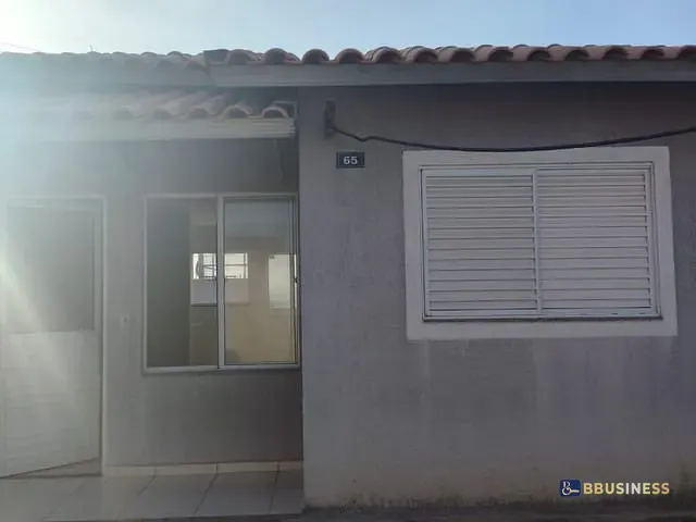 Casa 2 quartos e 2 banheiros, à venda, no bairro Parque Residencial Primavera em Campos dos Goytacazes