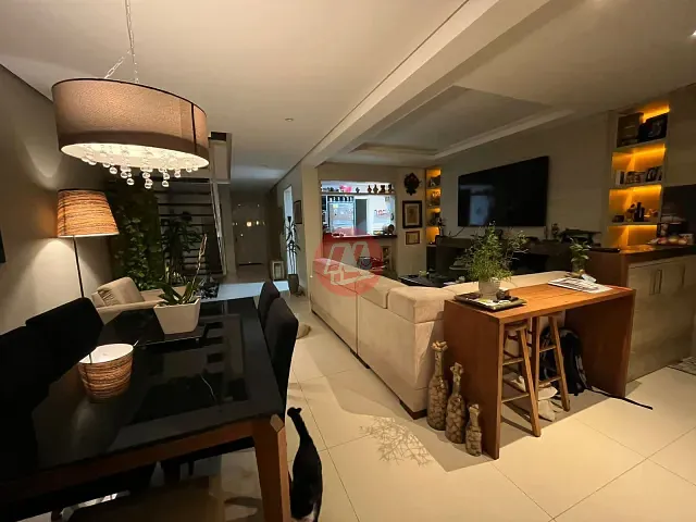 Casa 3 quartos e 4 banheiros, para alugar, no bairro Lomba do Pinheiro em Porto Alegre
