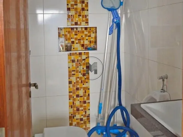 Casa 4 quartos e 4 banheiros, à venda, no bairro Campo do Galvão em Guaratinguetá