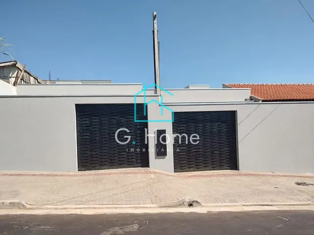 Casa com 125m² 2 quartos e 1 banheiro, à venda, no bairro Jardim Anaterra em Londrina