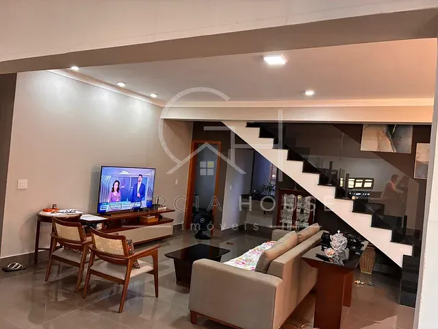 Casa 3 quartos e 5 banheiros, à venda, no bairro Bonfim Paulista em Ribeirão Preto