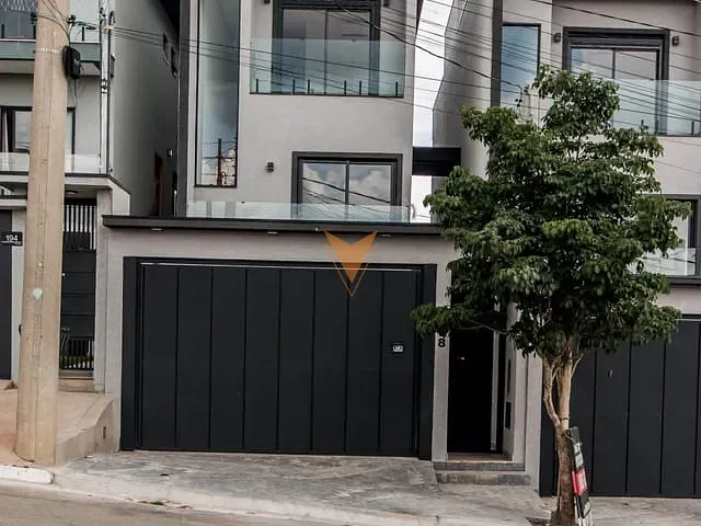 Casa 3 quartos e 2 banheiros, à venda, no bairro Chácara Jaguari (Fazendinha) em Santana de Parnaíba