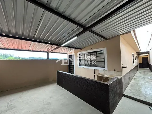 Casa com 160m² 2 quartos e 1 banheiro, à venda, no bairro Jardim Alto Serra em Andradas