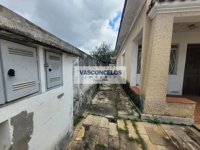 Casa com 611m² 4 quartos e 3 banheiros, à venda, no bairro Jardim Bela Vista em São José dos Campos