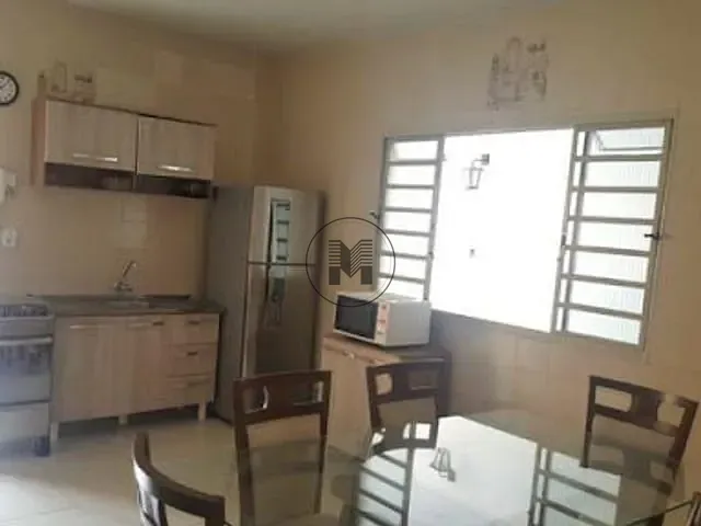 Casa 2 quartos e 2 banheiros, à venda, no bairro Campo do Galvão em Guaratinguetá