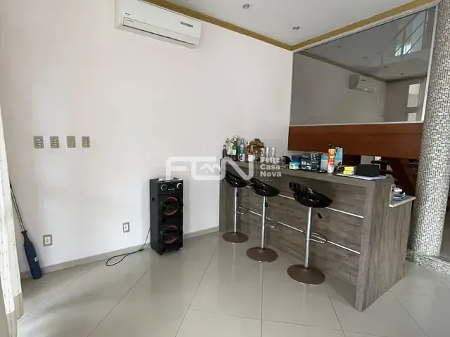 Casa com 800m² 5 quartos e 3 banheiros, à venda ou para alugar, no bairro Jardim Limoeiro em Camaçari
