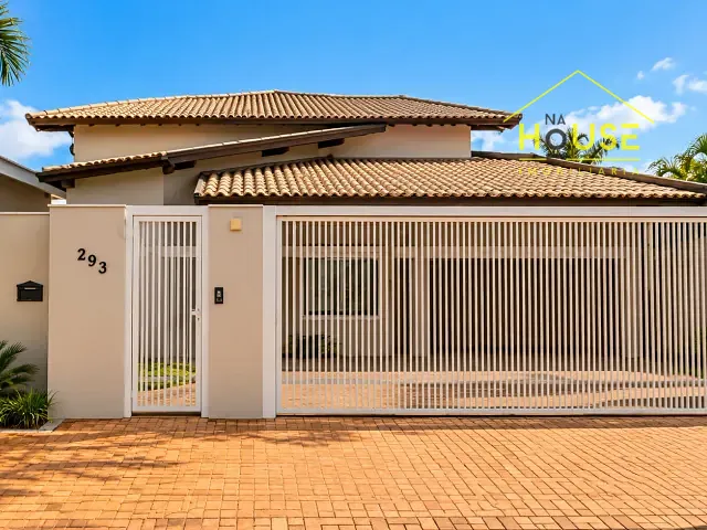 Casa com 360m² 3 quartos e 3 banheiros, à venda, no bairro Residencial Antonia Franco em Fernandópolis