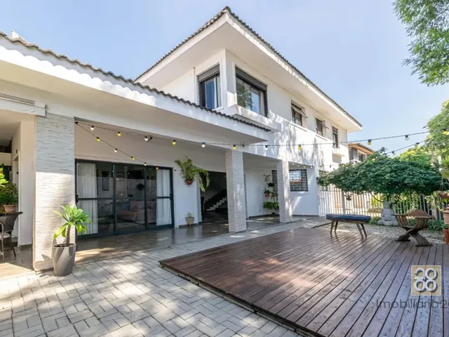 Casa 3 quartos e 3 banheiros, à venda, no bairro Hugo Lange em Curitiba