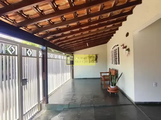 Casa com 200m² 3 quartos e 1 banheiro, à venda, no bairro Jardim Maria Lúcia em São José do Rio Preto