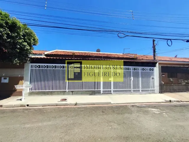 Casa com 200m² 3 quartos e 1 banheiro, à venda, no bairro Jardim Maria Lúcia em São José do Rio Preto