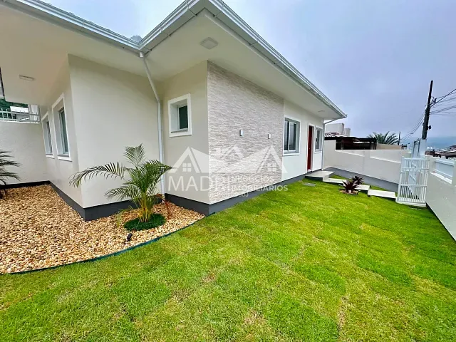 Casa com 188m² 3 quartos e 2 banheiros, à venda, no bairro Bela Vista em Palhoça