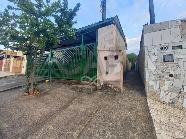 Casa com 300m² 2 quartos e 1 banheiro, à venda, no bairro Nova Jaguariúna em Jaguariúna