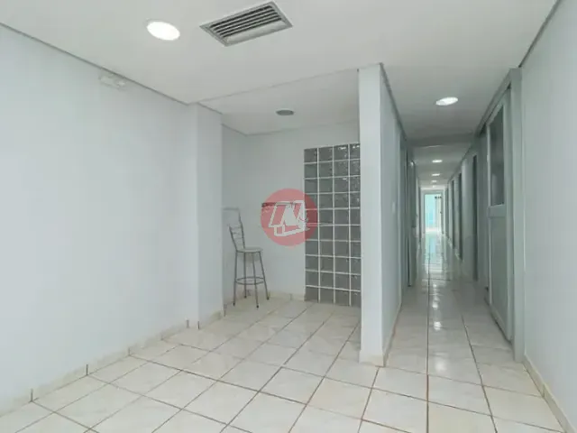 Casa com 280m², para alugar, no bairro Bela Vista em Porto Alegre