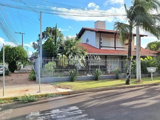 Casa 3 quartos e 4 banheiros, à venda, no bairro Dos Gringos em Campo Bom