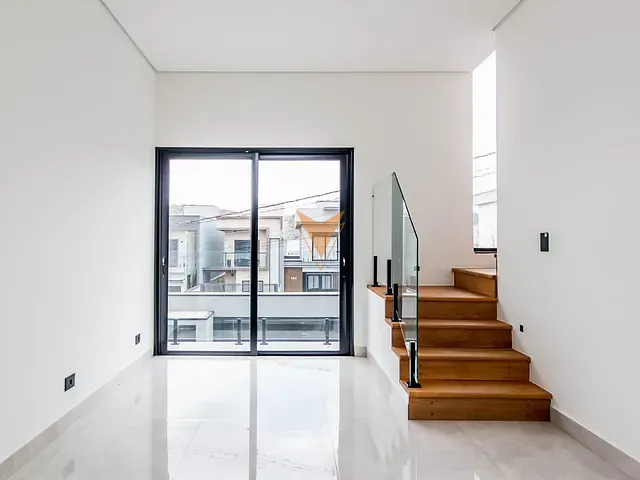 Casa 3 quartos e 2 banheiros, à venda, no bairro Chácara Jaguari (Fazendinha) em Santana de Parnaíba