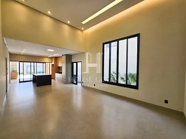 Casa com 360m² 3 quartos e 4 banheiros, à venda, no bairro Setor Três Marias em Goiânia