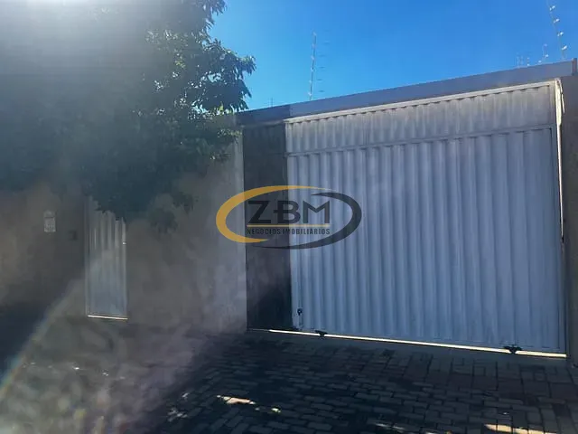 Casa com 260m² 4 quartos e 3 banheiros, à venda, no bairro Jardim Pequena Londres em Londrina