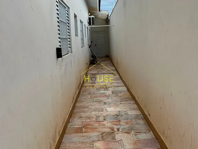 Casa 3 quartos e 3 banheiros, à venda, no bairro Residencial Antonia Franco em Fernandópolis