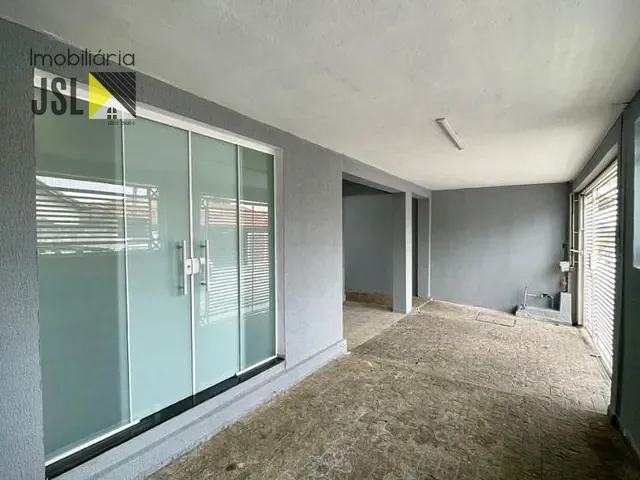 Casa com 300m² 3 quartos e 2 banheiros, à venda, no bairro Vila Santa Izabel em Caçapava