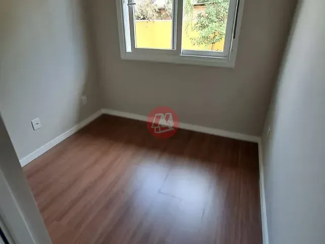 Casa 3 quartos e 2 banheiros, para alugar, no bairro Guarujá em Porto Alegre