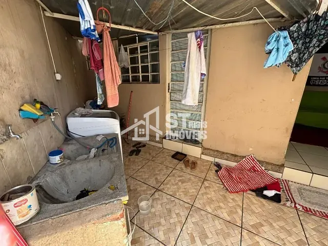 Casa com 75m² 2 quartos e 1 banheiro, à venda, no bairro Vila Camargo em Andradas