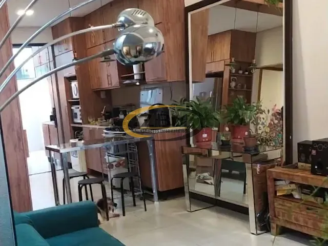 Casa 3 quartos e 2 banheiros, à venda, no bairro Colinas em Londrina