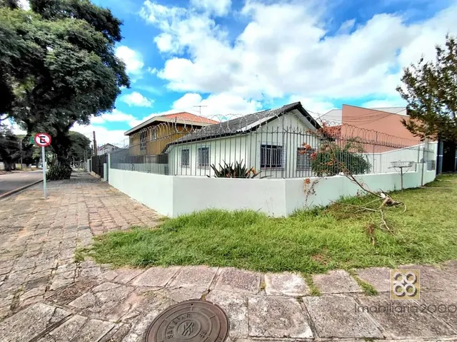 Casa 3 quartos e 1 banheiro, para alugar, no bairro Santa Quitéria em Curitiba