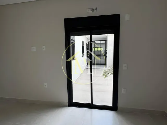 Casa com 152m² 3 quartos e 2 banheiros, à venda, no bairro Parque São Bento em Sorocaba