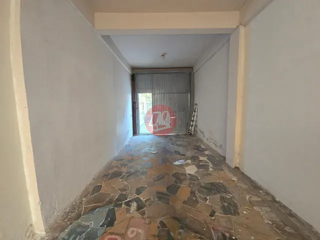 Casa com 358m², à venda ou para alugar, no bairro Vila João Pessoa em Porto Alegre