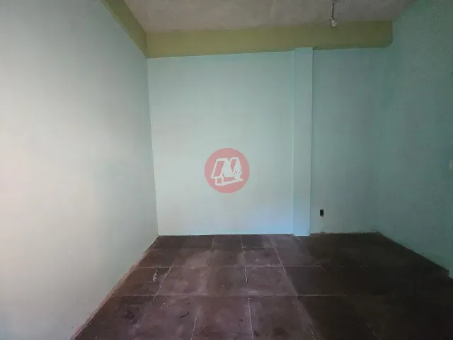 Casa com 358m², à venda ou para alugar, no bairro Vila João Pessoa em Porto Alegre