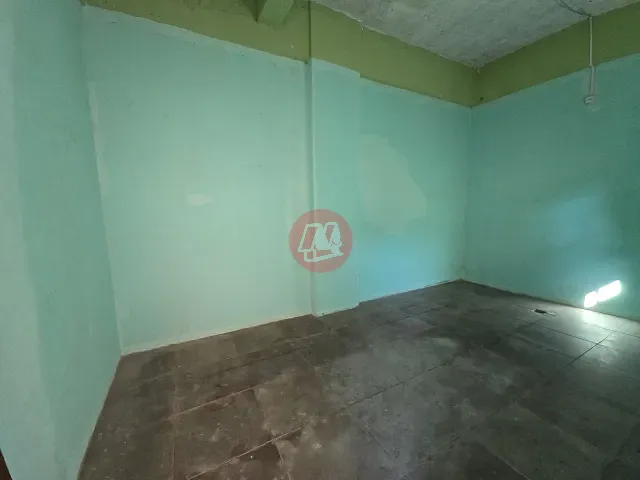 Casa com 358m², à venda ou para alugar, no bairro Vila João Pessoa em Porto Alegre