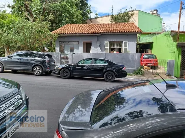Casa com 441m² 2 quartos e 1 banheiro, à venda, no bairro Vila Santana em São Paulo