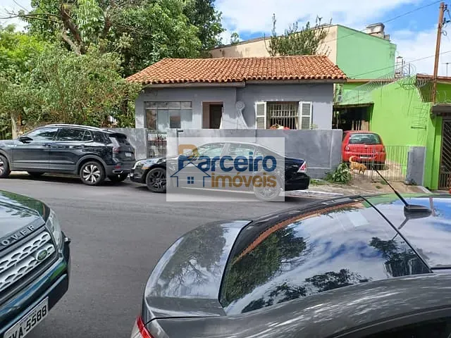Casa com 441m² 2 quartos e 1 banheiro, à venda, no bairro Vila Santana em São Paulo