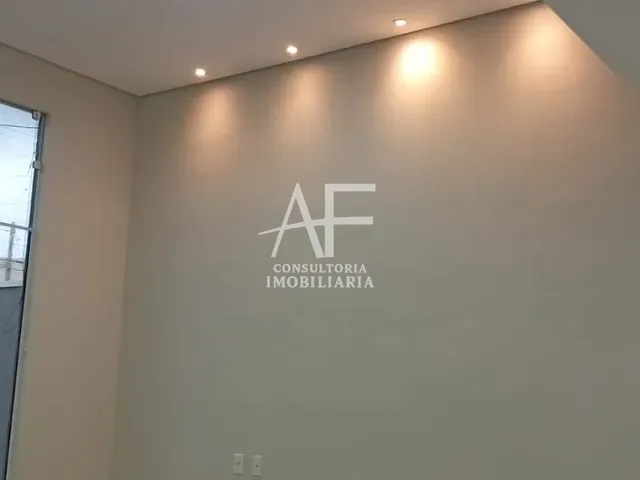 Casa 2 quartos e 2 banheiros, à venda, no bairro Loteamento do Sindicato dos Metalúrgicos em Taubaté