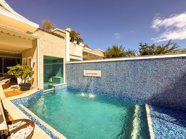 Casa 7 quartos e 9 banheiros, à venda, no bairro Barra da Tijuca em Rio de Janeiro