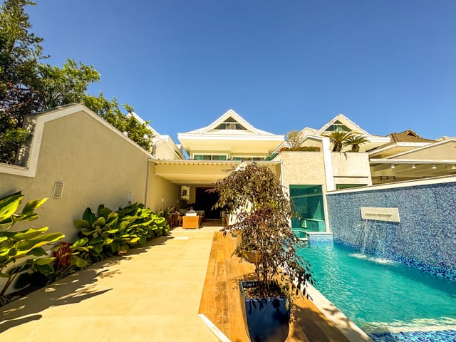 Casa 7 quartos e 9 banheiros, à venda, no bairro Barra da Tijuca em Rio de Janeiro