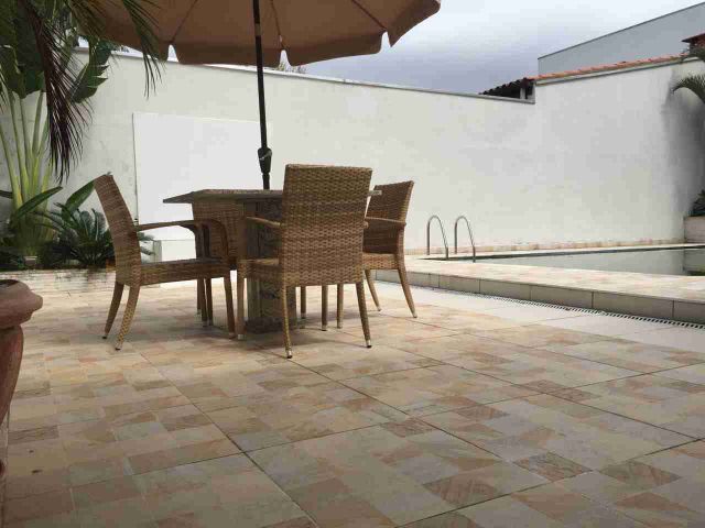 Casa 7 quartos e 8 banheiros, à venda, no bairro Centro em Bertioga