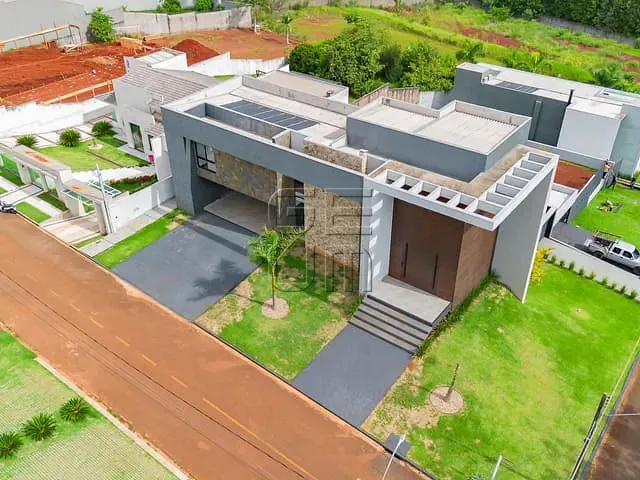 Casa com 800m² 5 quartos e 7 banheiros, à venda, no bairro Jardim Costa do Sol em Rolândia