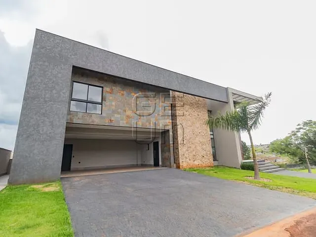Casa com 800m² 5 quartos e 7 banheiros, à venda, no bairro Jardim Costa do Sol em Rolândia